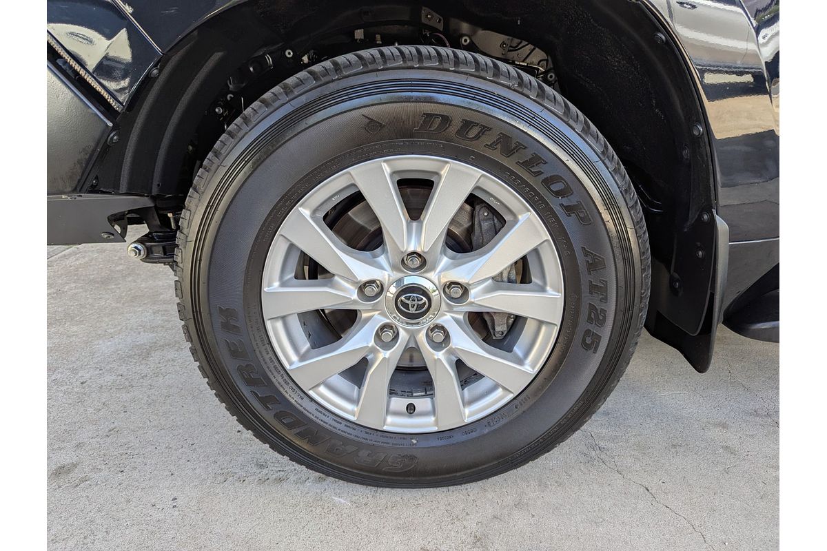 2019 Toyota LandCruiser Sahara VDJ200R