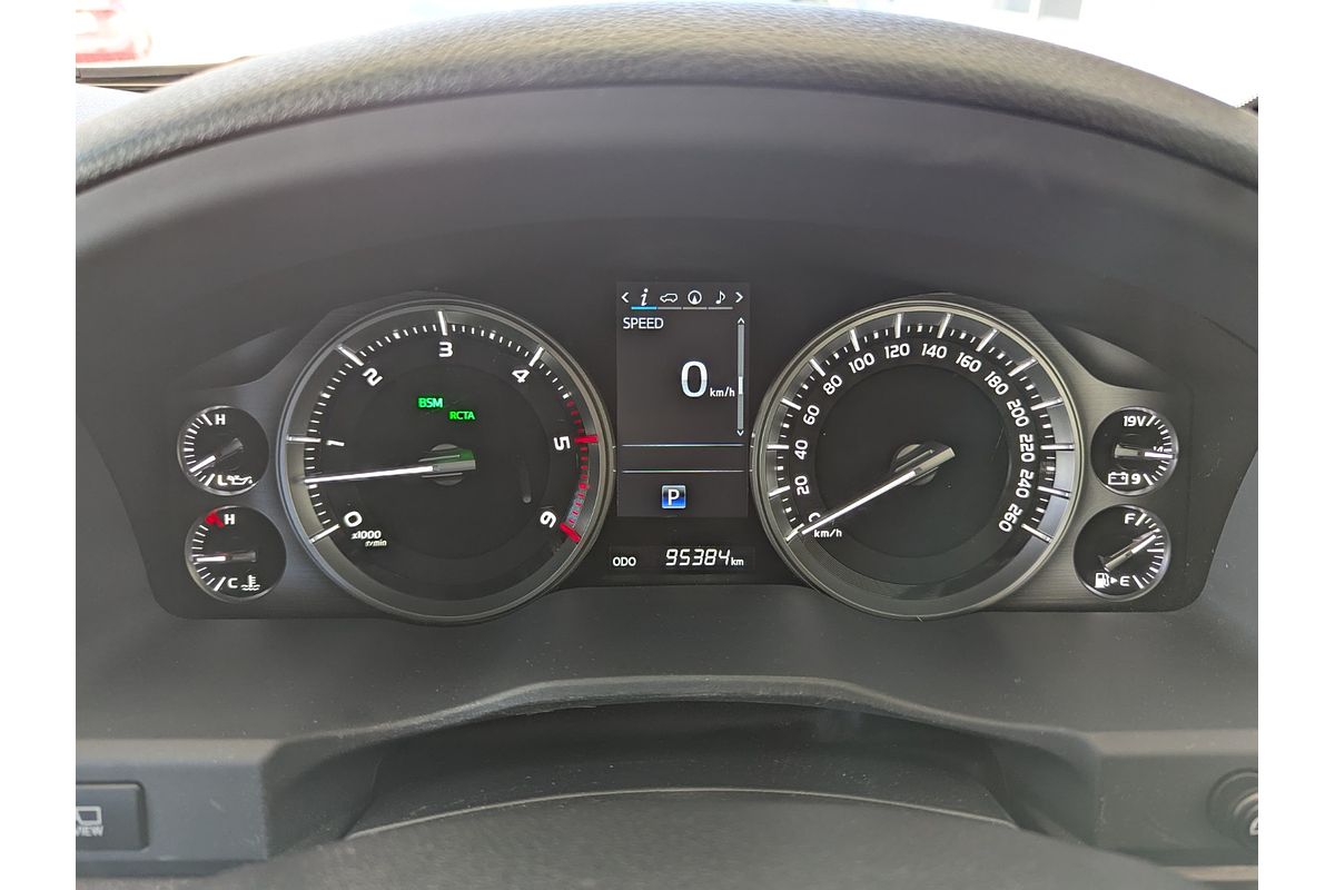 2019 Toyota LandCruiser Sahara VDJ200R