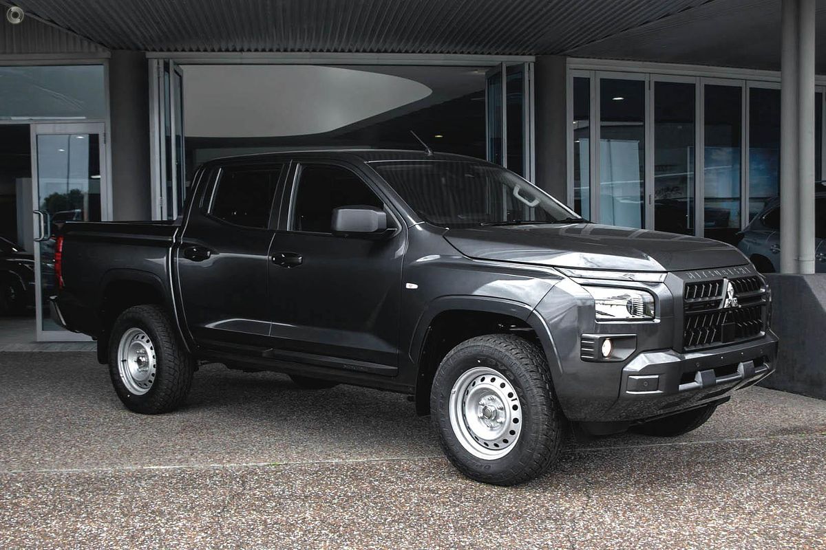 2024 Mitsubishi Triton GLX MV 4X4