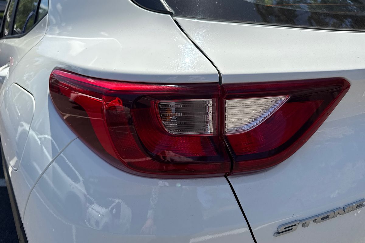 2022 Kia Stonic S YB