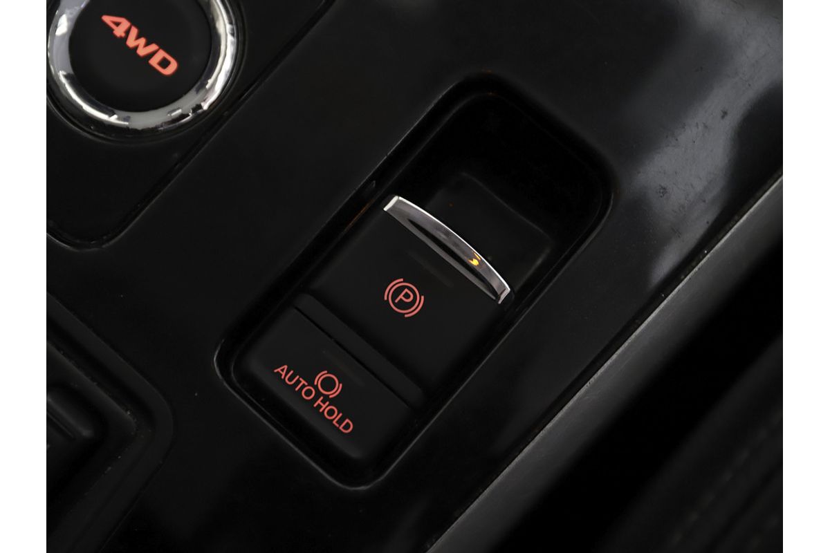2018 Mitsubishi ZL Outlander EXCEED 2.2L DIE 6AT AWD 7S