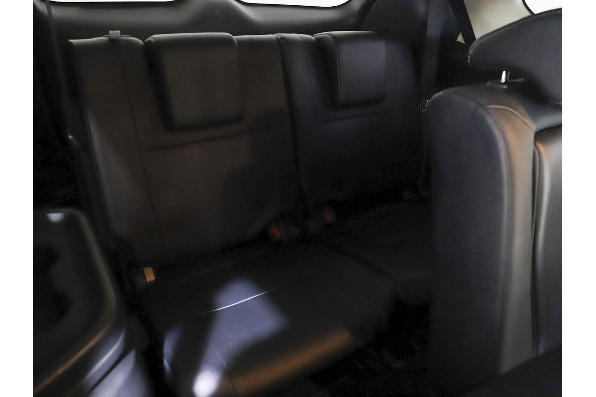 2018 Mitsubishi ZL Outlander EXCEED 2.2L DIE 6AT AWD 7S