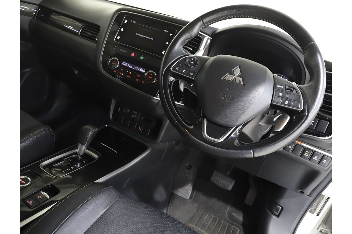 2018 Mitsubishi ZL Outlander EXCEED 2.2L DIE 6AT AWD 7S