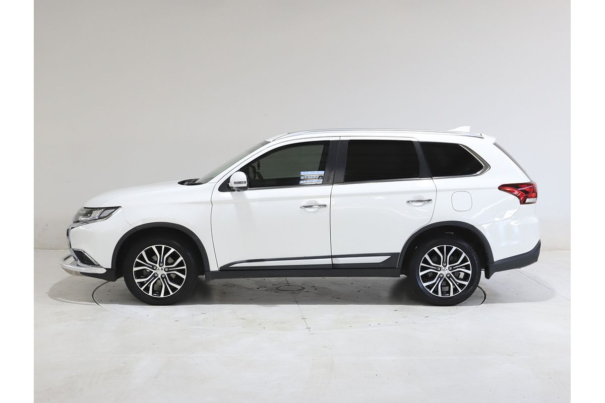 2018 Mitsubishi ZL Outlander EXCEED 2.2L DIE 6AT AWD 7S