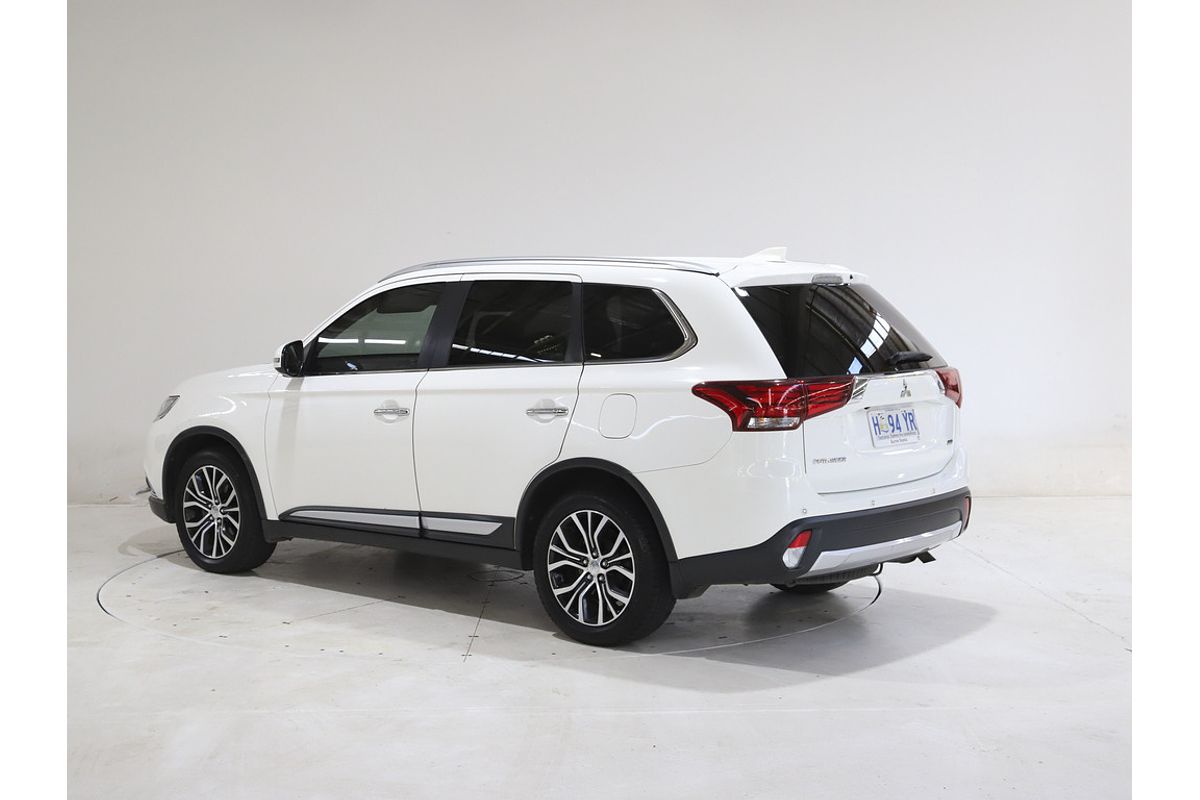 2018 Mitsubishi ZL Outlander EXCEED 2.2L DIE 6AT AWD 7S