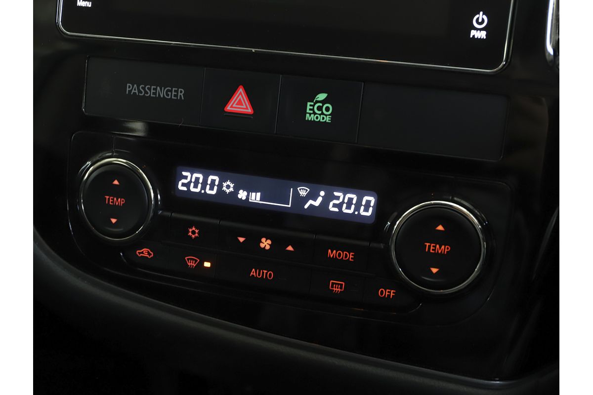 2018 Mitsubishi ZL Outlander EXCEED 2.2L DIE 6AT AWD 7S
