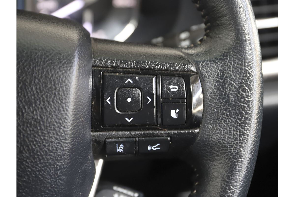 Hilux 4x4 SR5 2.8L T Diesel Automatic Double Cab 