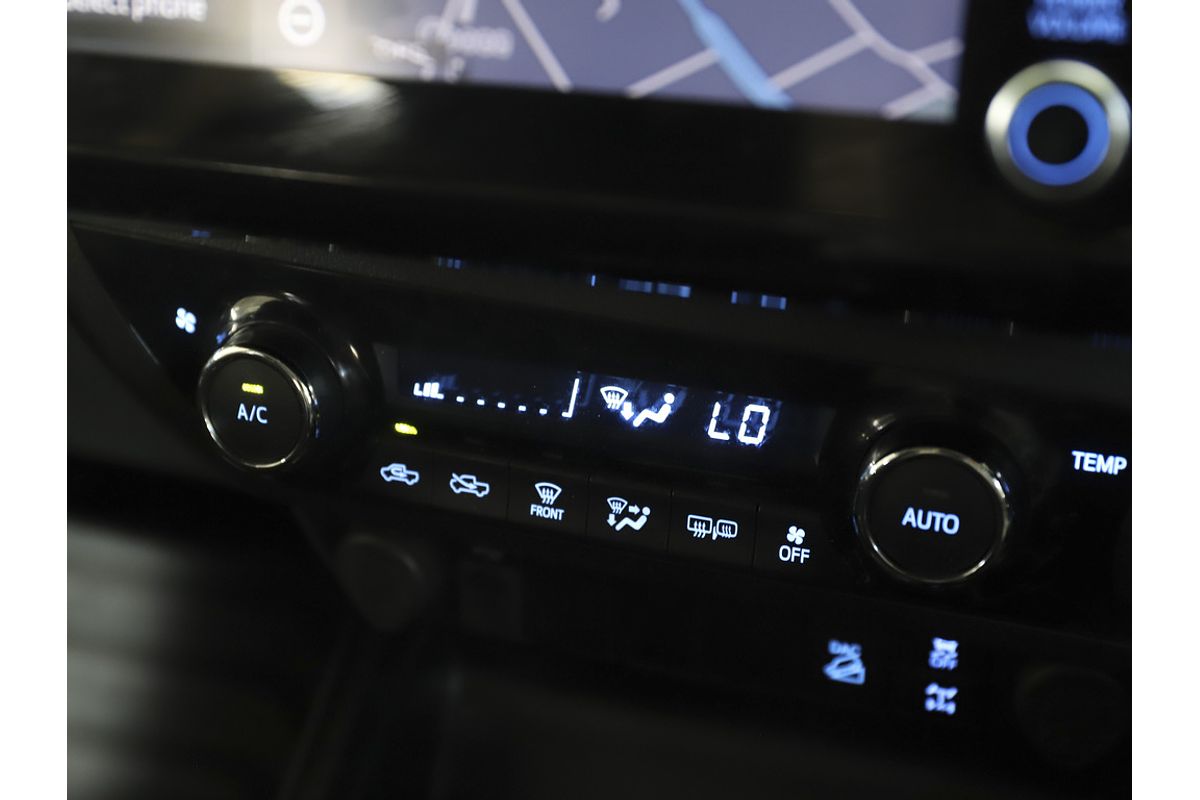 Hilux 4x4 SR5 2.8L T Diesel Automatic Double Cab 