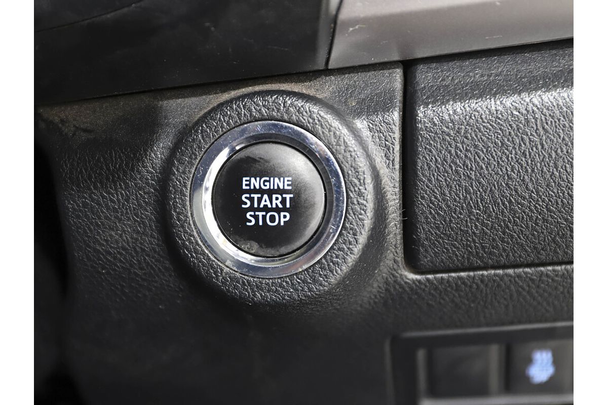 Hilux 4x4 SR5 2.8L T Diesel Automatic Double Cab 
