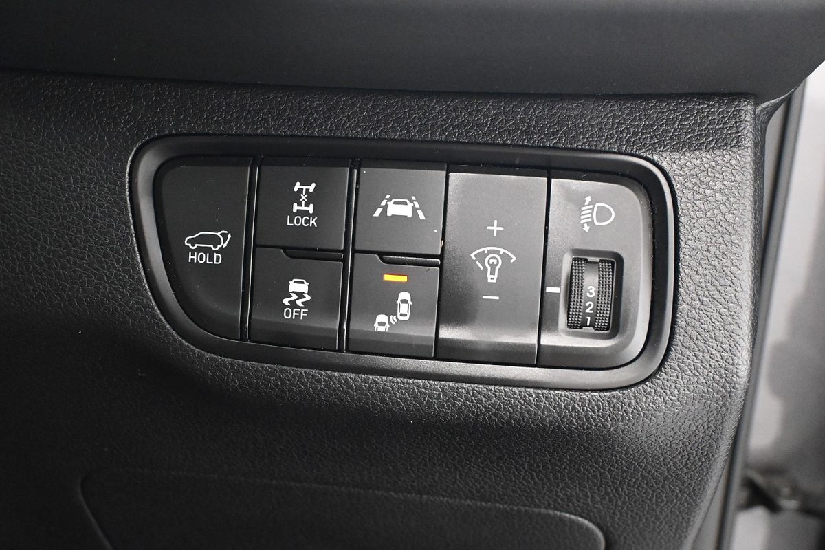 2018 Hyundai Santa Fe Active DM5 Series II