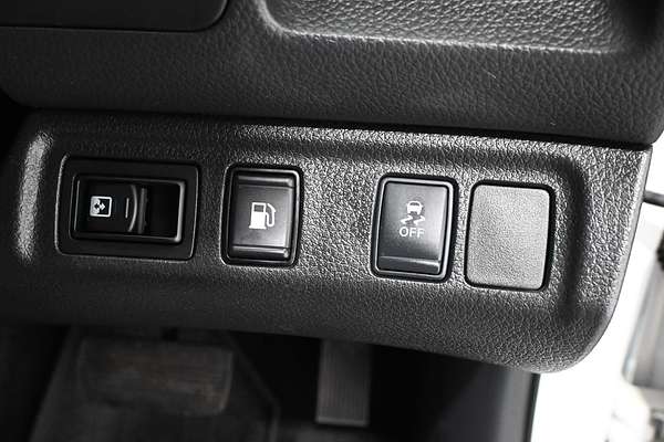 2020 Nissan Navara ST D23 Series 4 4X4