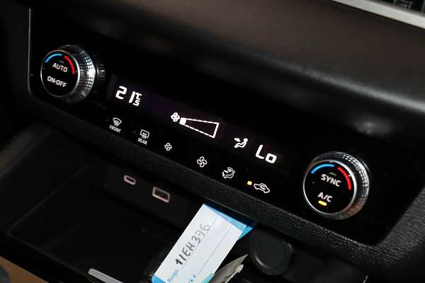2024 Mitsubishi Outlander LS ZM