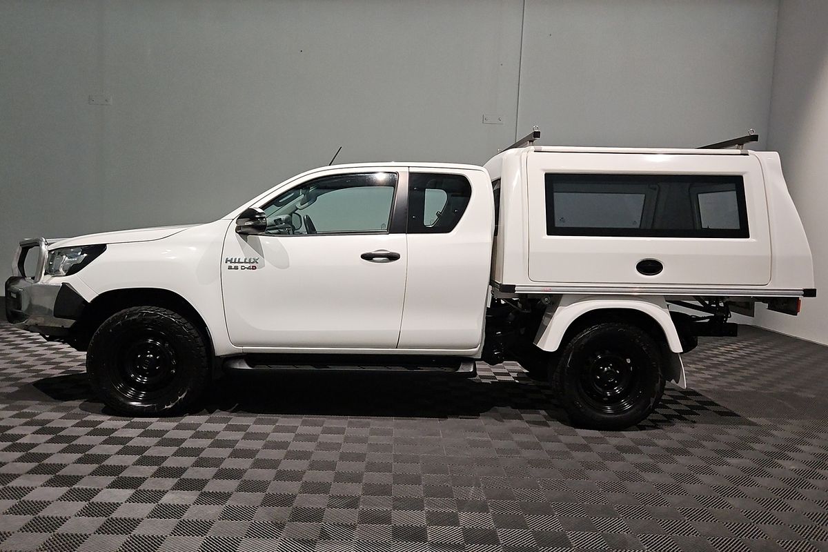 2018 Toyota Hilux SR GUN126R 4X4
