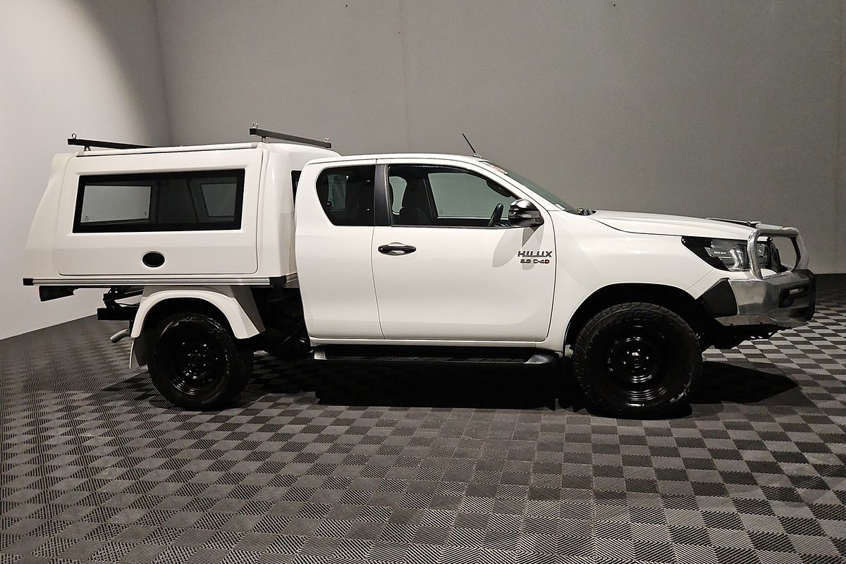 2018 Toyota Hilux SR GUN126R 4X4