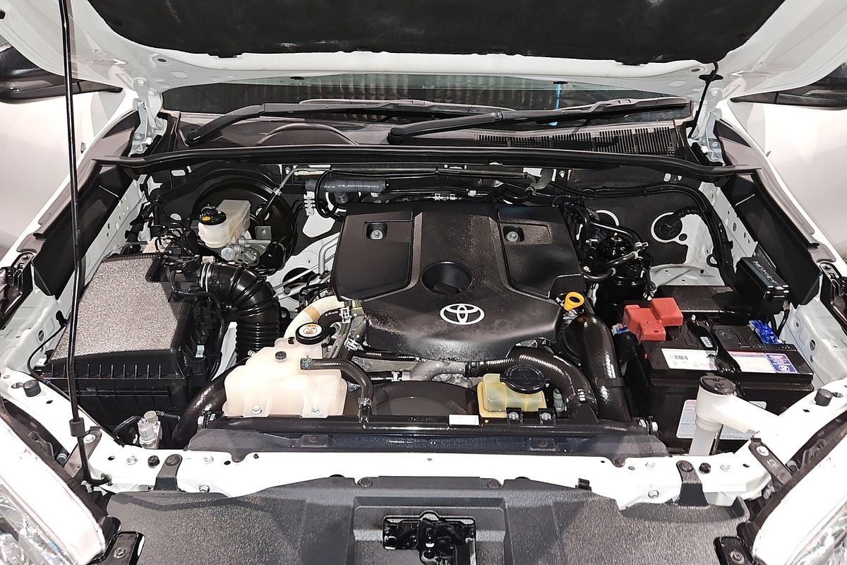 2018 Toyota Hilux SR GUN126R 4X4
