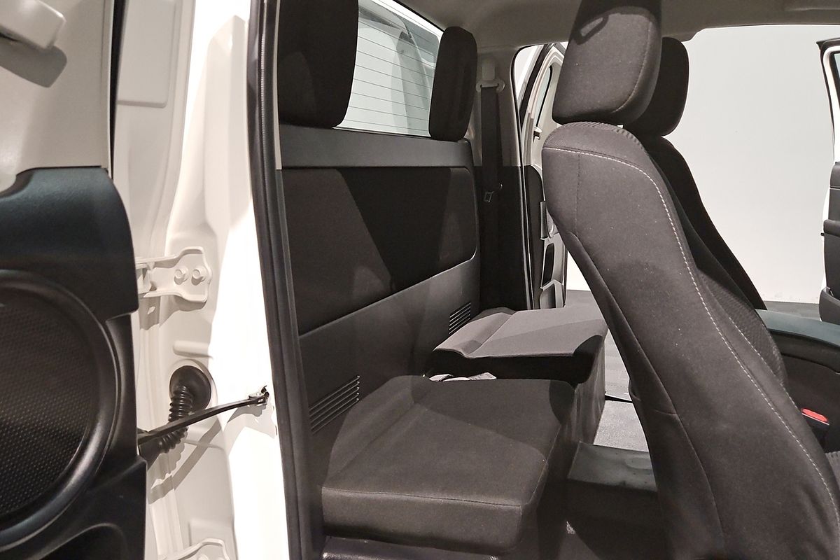 2018 Toyota Hilux SR GUN126R 4X4