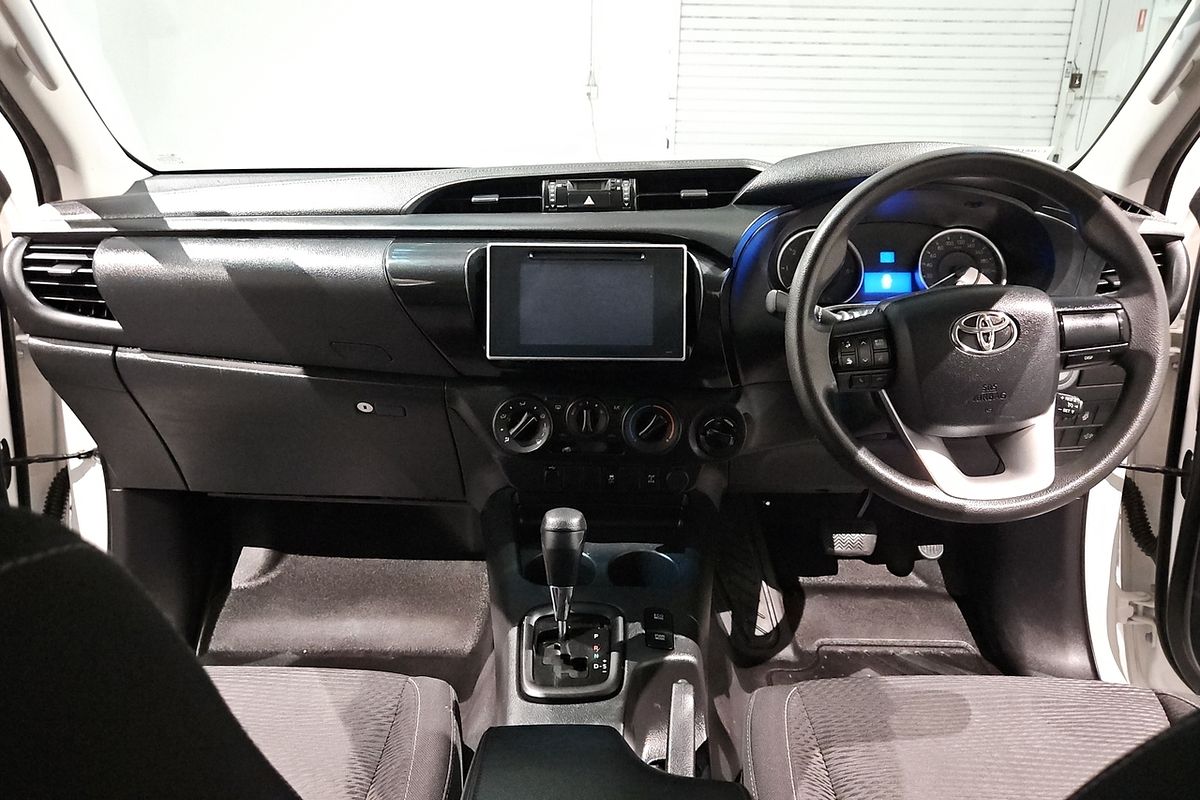 2018 Toyota Hilux SR GUN126R 4X4