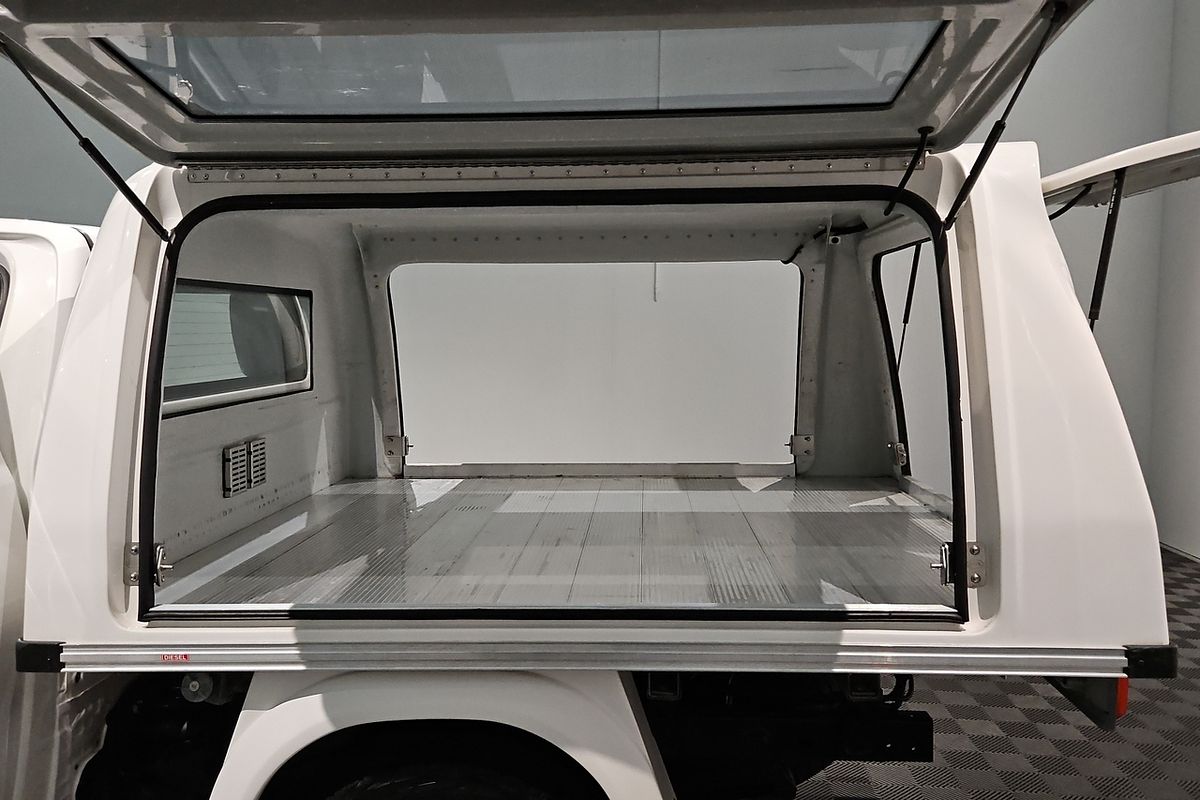 2018 Toyota Hilux SR GUN126R 4X4