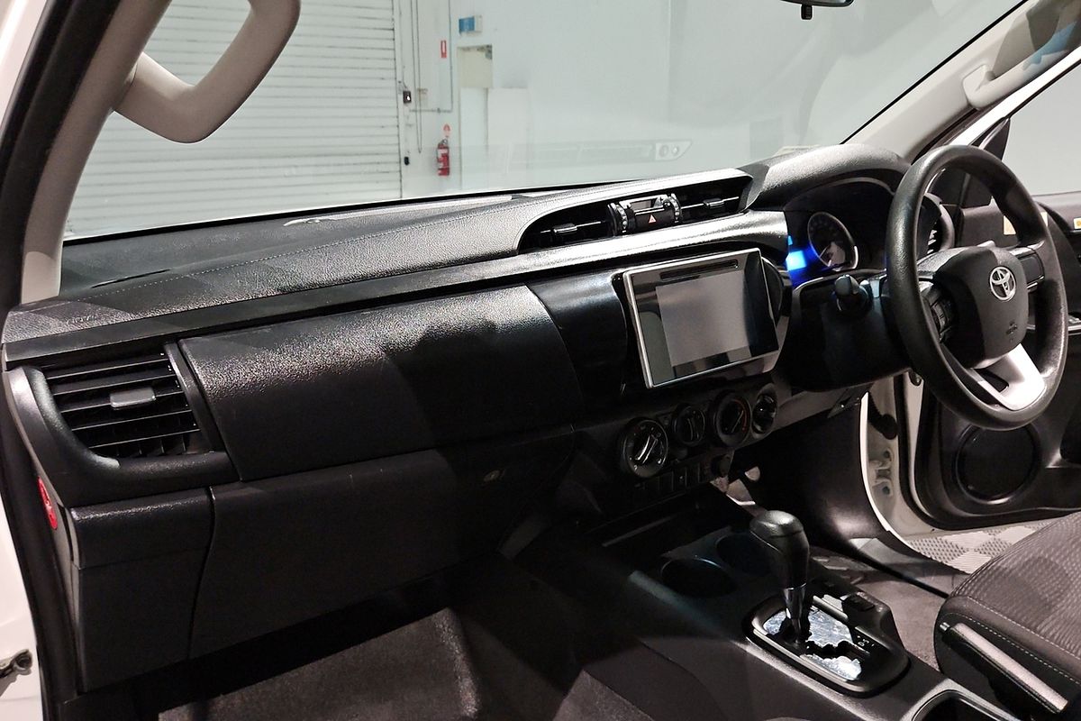 2018 Toyota Hilux SR GUN126R 4X4