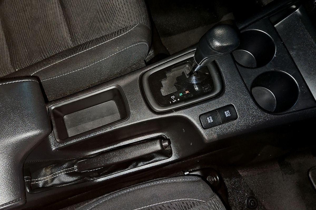 2018 Toyota Hilux SR GUN126R 4X4