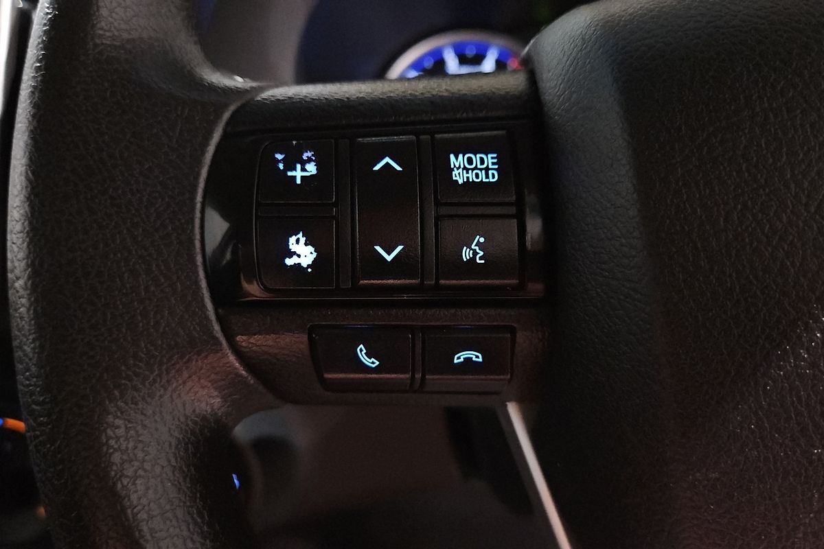 2018 Toyota Hilux SR GUN126R 4X4