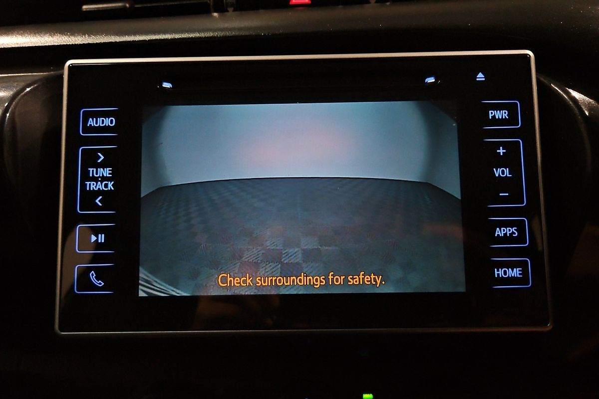 2018 Toyota Hilux SR GUN126R 4X4