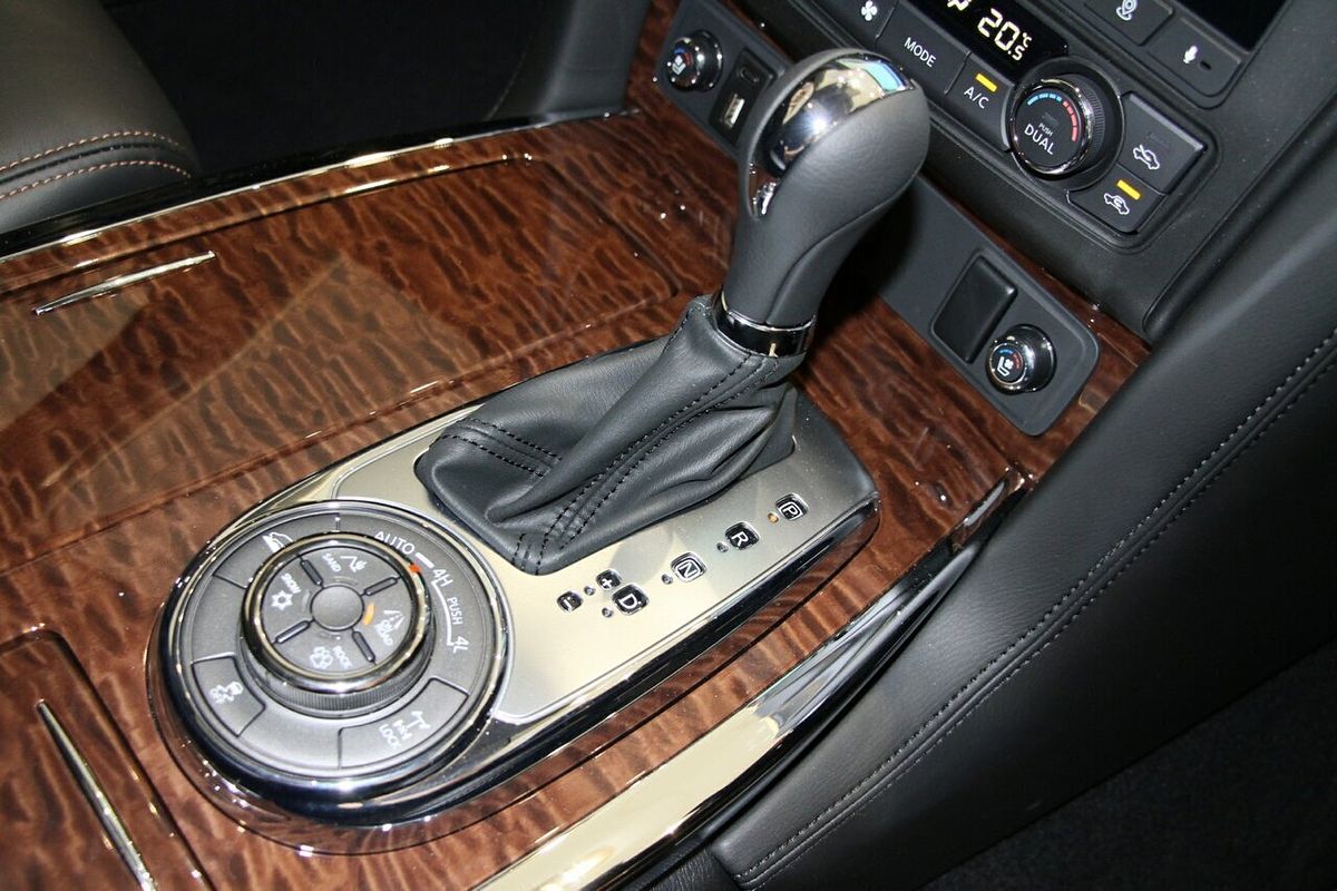 2025 Nissan Patrol Ti-L Y62