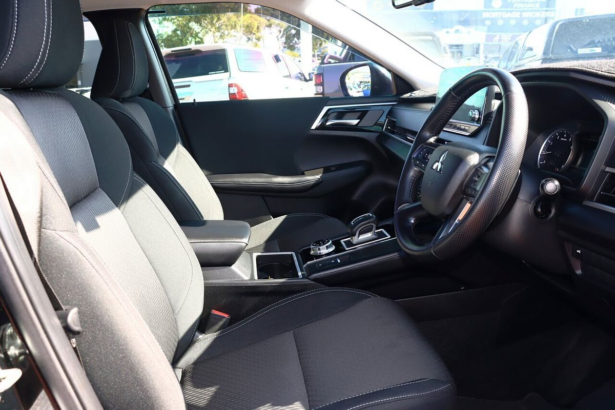 2021 Mitsubishi Outlander LS ZM