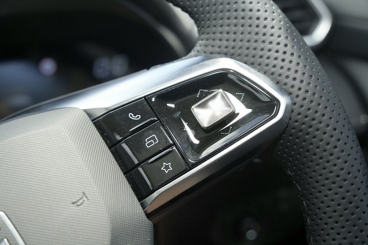 2025 MG ZS Essence Hybrid+ ZS32