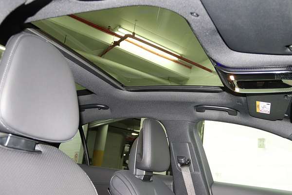 2023 Mercedes-Benz C-Class C300 W206