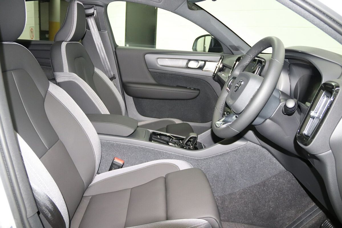 2023 Volvo C40 Recharge Twin