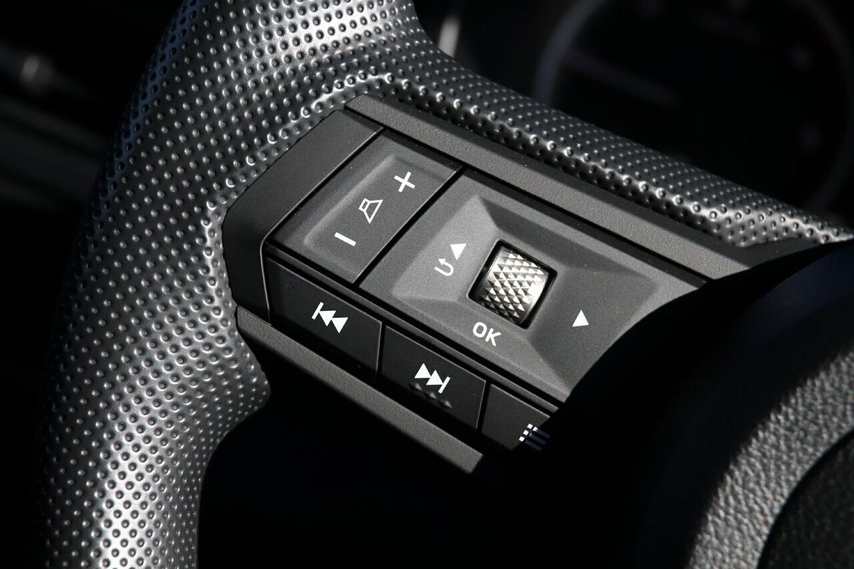 2024 Mitsubishi Triton GLX MV 4X4