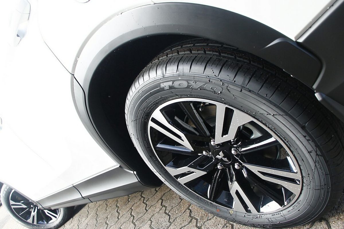 2024 Mitsubishi Eclipse Cross LS YB