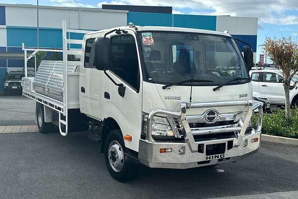 2021 Hino 300 Series 721 Crew 4x2