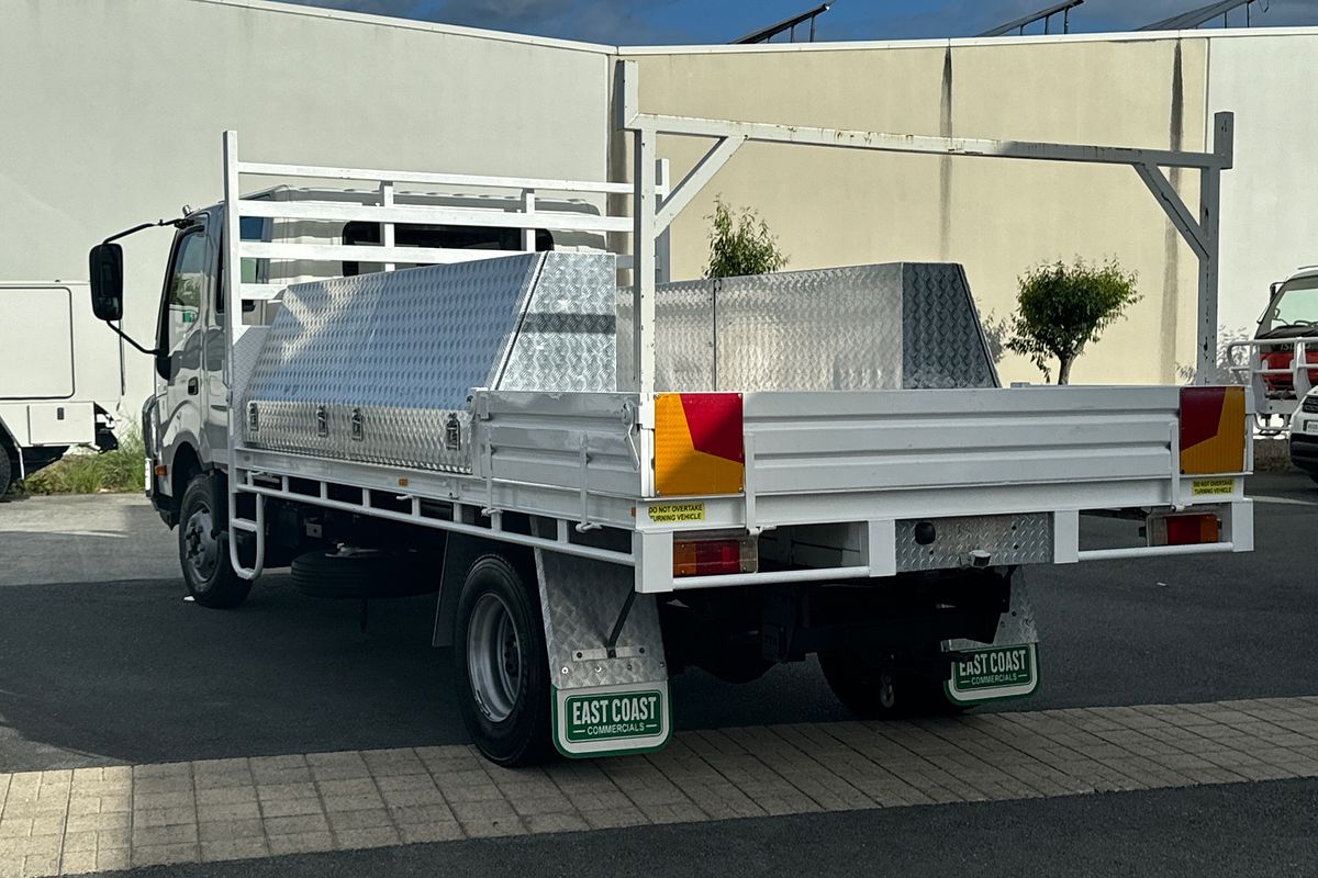 2021 Hino 300 Series 721 Crew 4x2