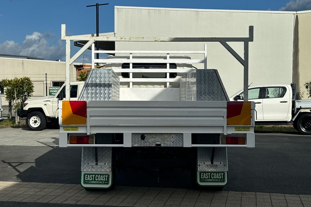 2021 Hino 300 Series 721 Crew 4x2