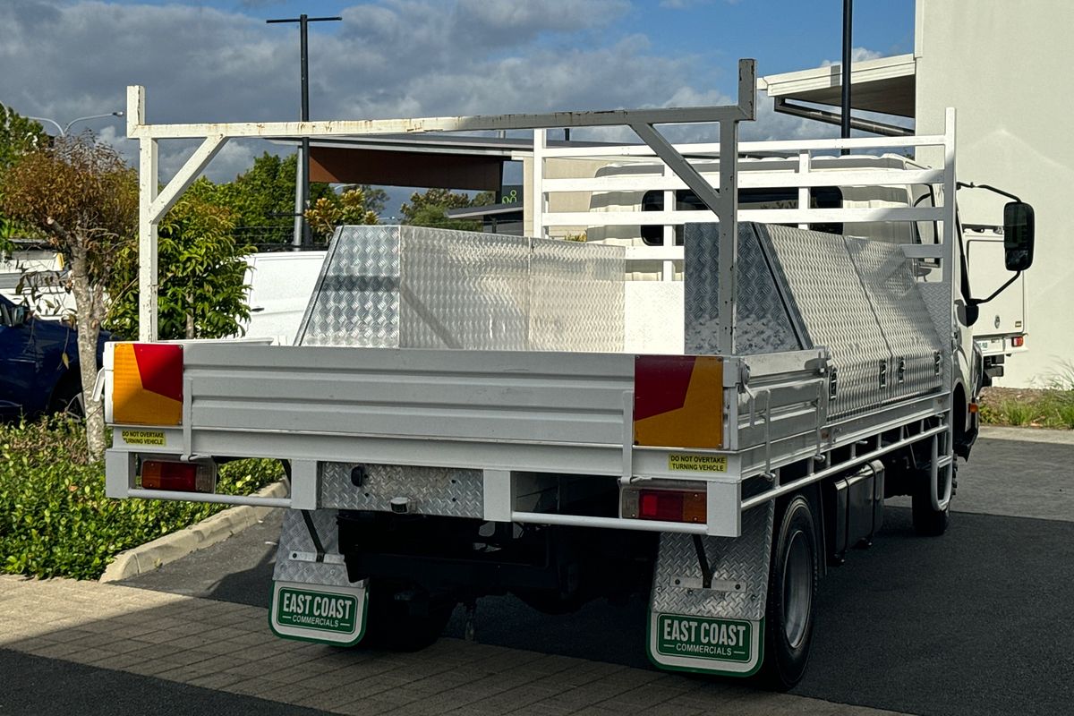 2021 Hino 300 Series 721 Crew 4x2