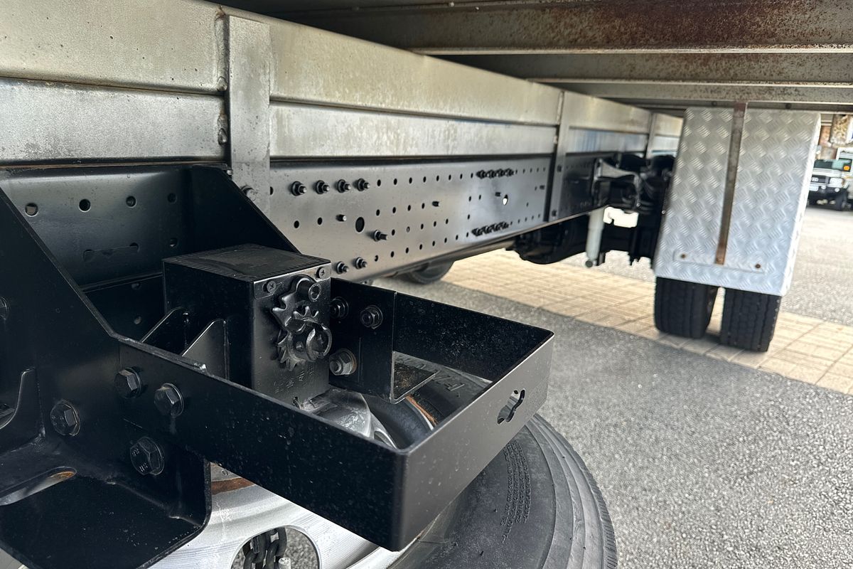 2021 Hino 300 Series 721 Crew 4x2