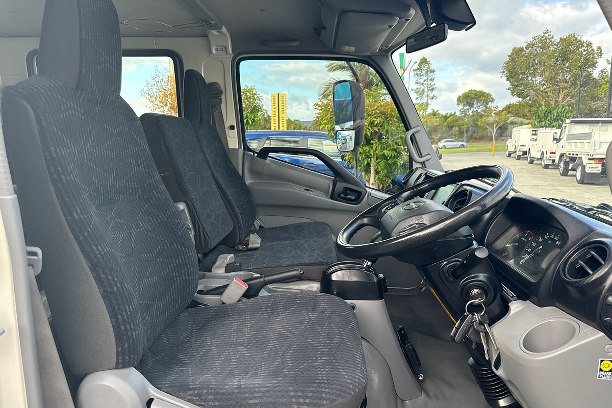 2021 Hino 300 Series 721 Crew 4x2
