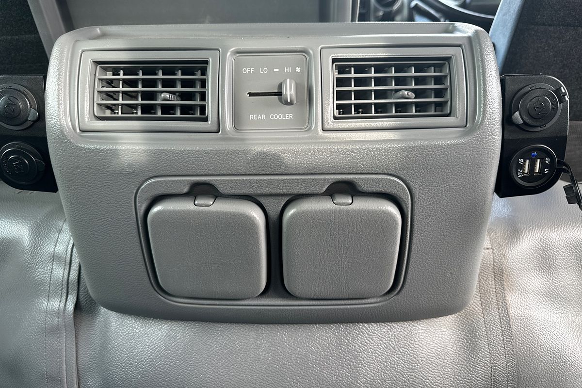 2021 Hino 300 Series 721 Crew 4x2