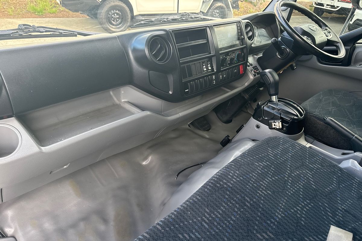 2021 Hino 300 Series 721 Crew 4x2