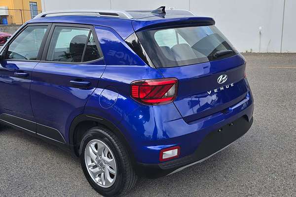2022 Hyundai Venue  QX.V4