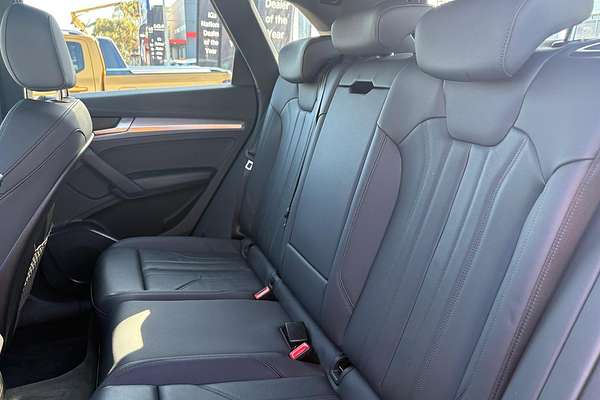 2023 Audi Q5 40 TDI FY