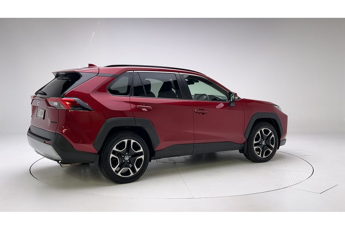 2020 Toyota RAV4 Edge AXAA54R