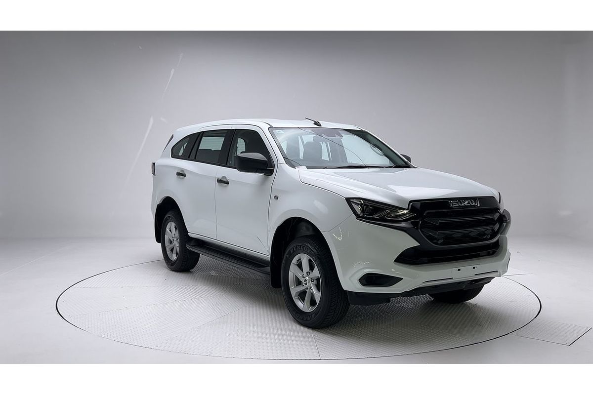 2023 Isuzu MU-X LS-M