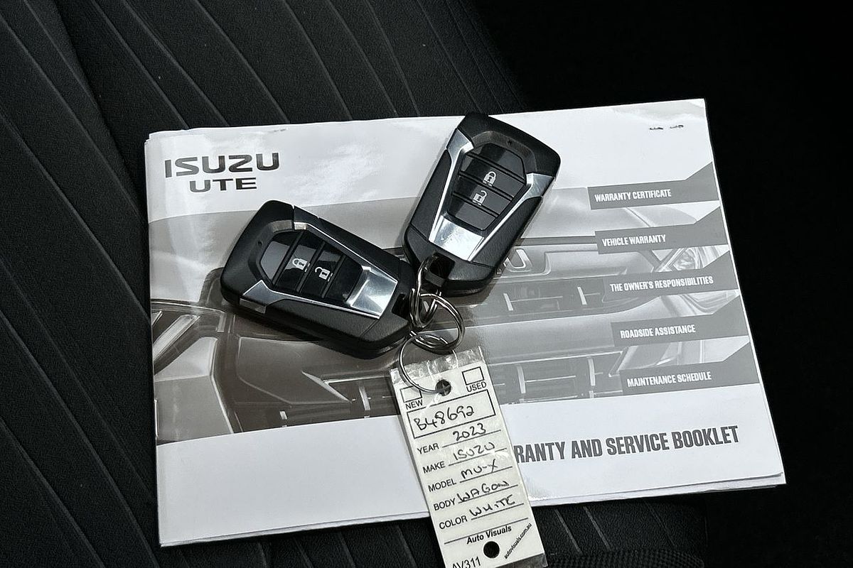 2023 Isuzu MU-X LS-M