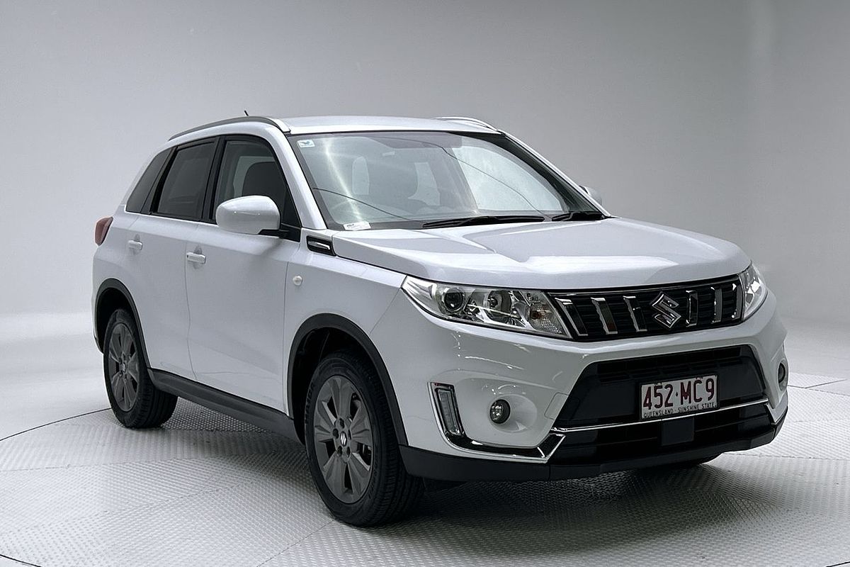 2022 Suzuki Vitara Shadow LY Series II