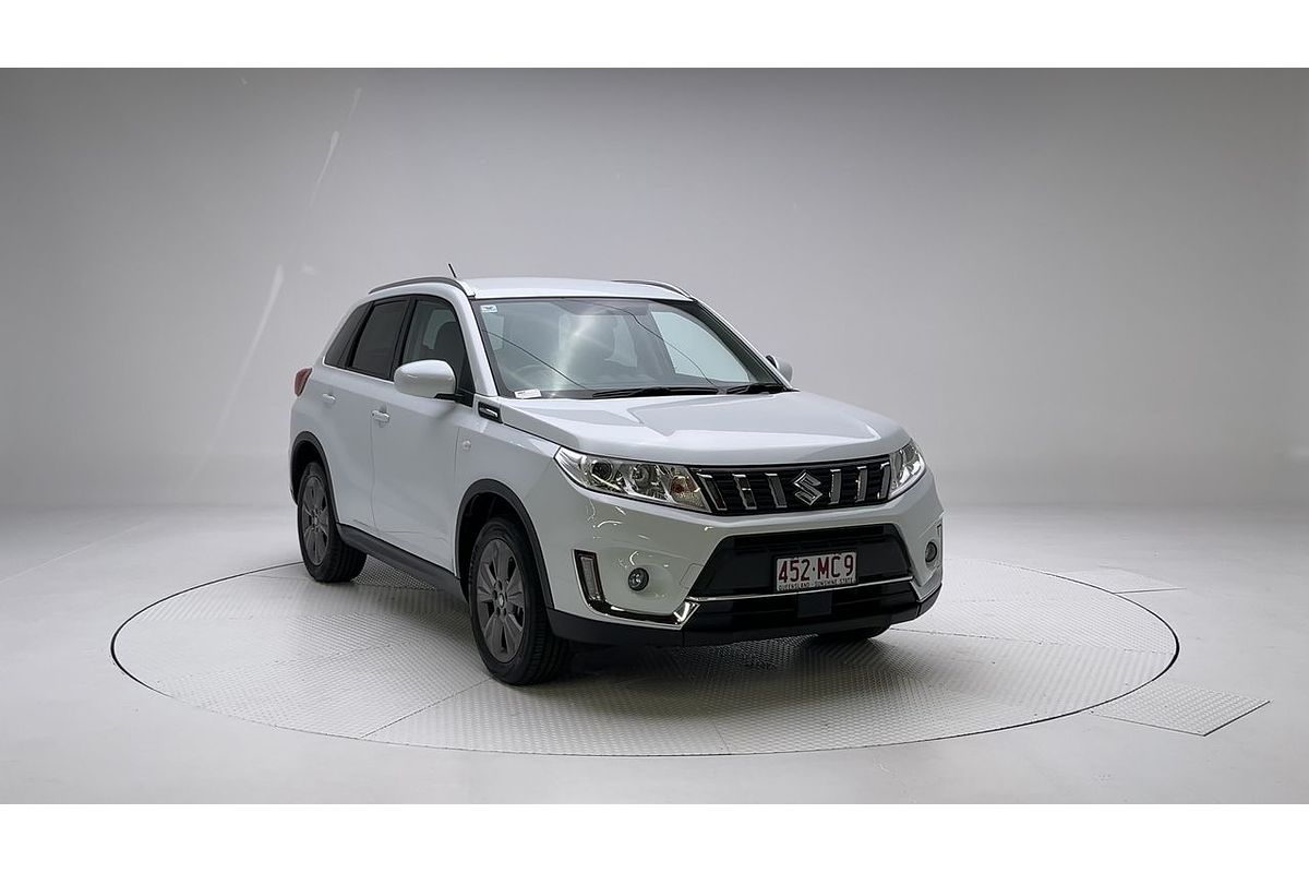 2022 Suzuki Vitara Shadow LY Series II