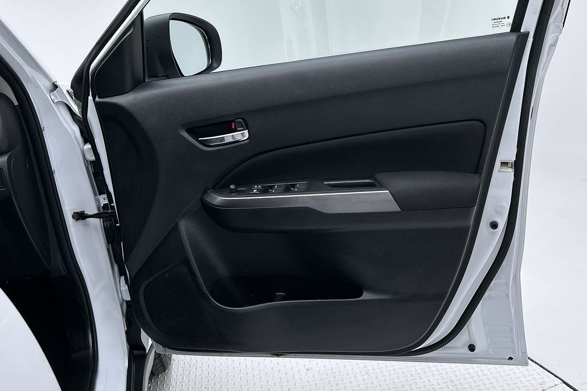 2022 Suzuki Vitara Shadow LY Series II