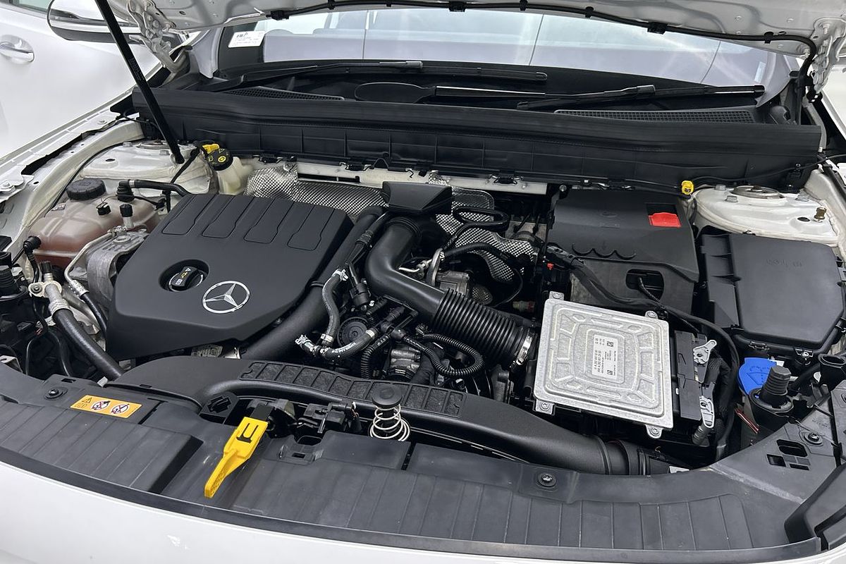 2021 Mercedes-Benz GLB-Class GLB200 X247